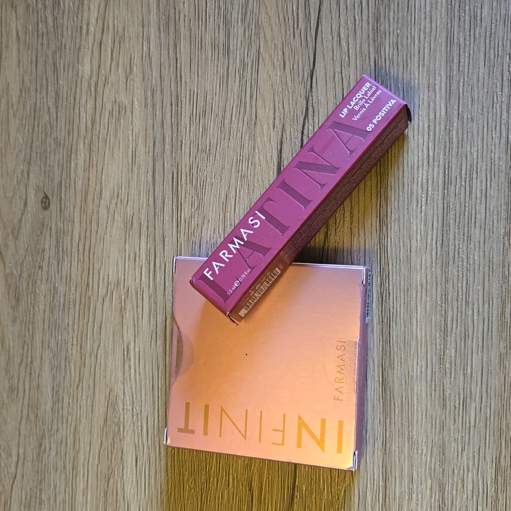BUNDLE 📣📣📣 INFINIT PALETTE AND LATINA LAQUER 05 POSTIVA